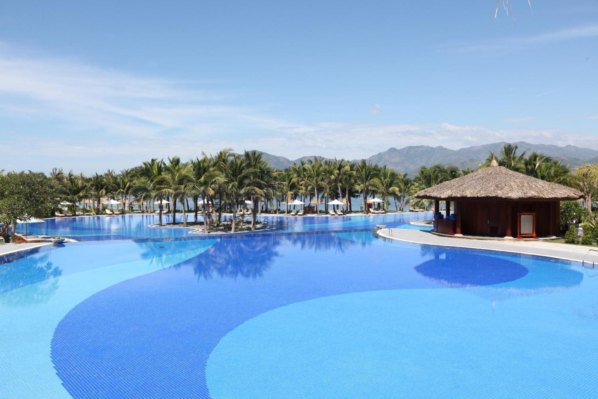 Vinpearl Luxury Nha Trang Hotel Exterior photo