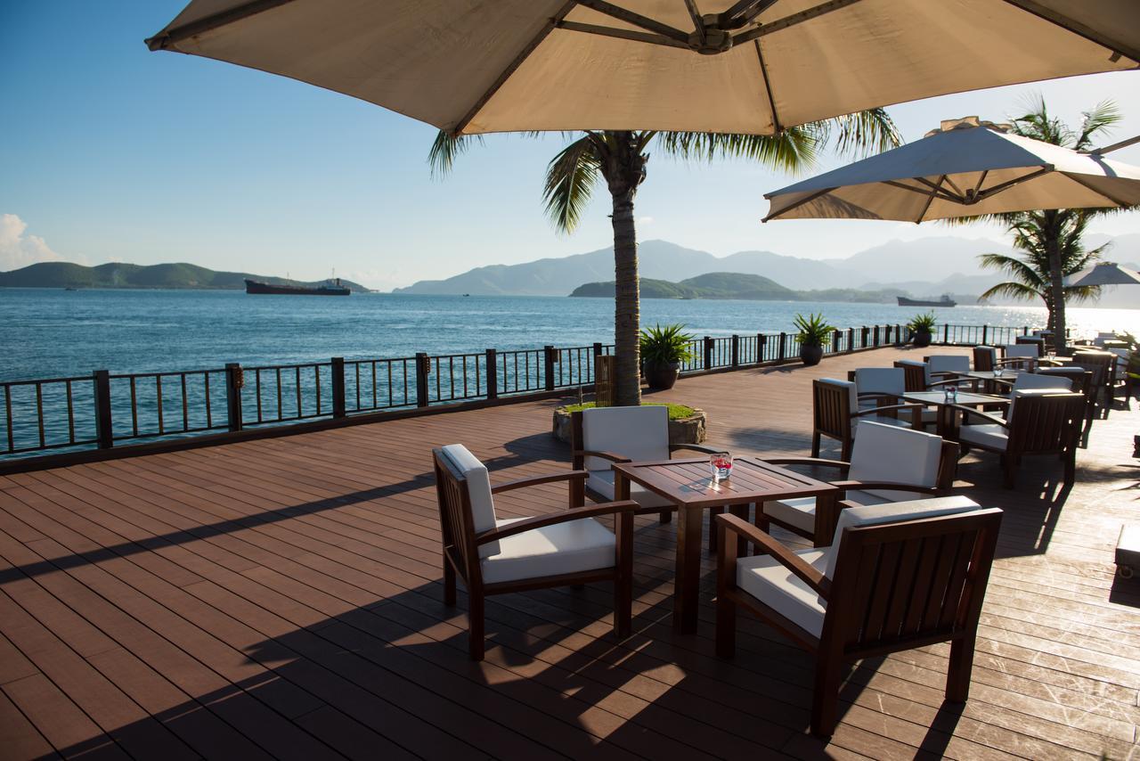 Vinpearl Luxury Nha Trang Hotel Exterior photo